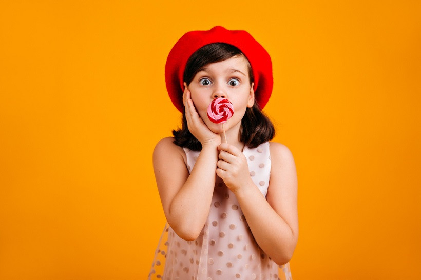 Waspadai Makanan yang Dapat Menyebabkan Kerusakan pada Gigi