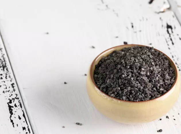 Mengenal Garam Hitam, Benarkah Lebih Sehat Dibandingkan Garam Lainnya?